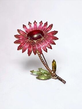 🌺 Verified Schreiner Vintage  Pink Flower Brooch